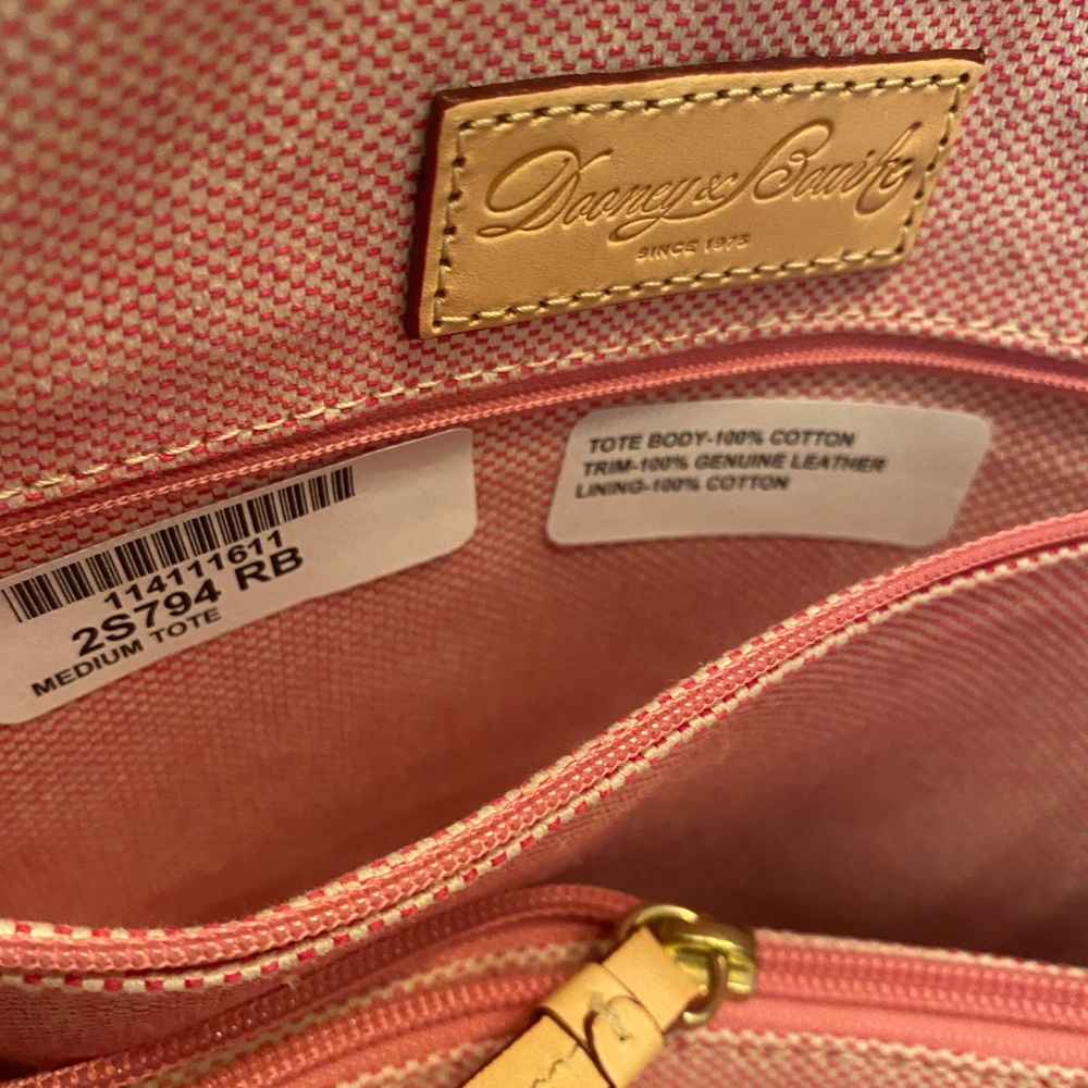 Dooney & Bourke Blue Signature Print Satchel Purse w/ makeup bag, set of 5 - Picture 12 of 15